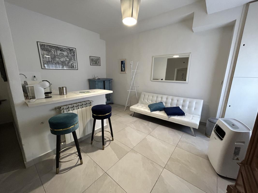 Booking Hotel Arezzo sala-da-pranzo-moderna