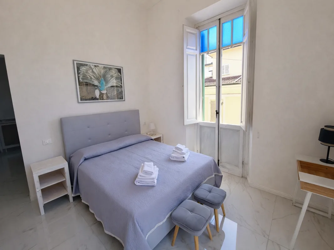 DORMIRE-IN-VERSILIA camera con terrazzo