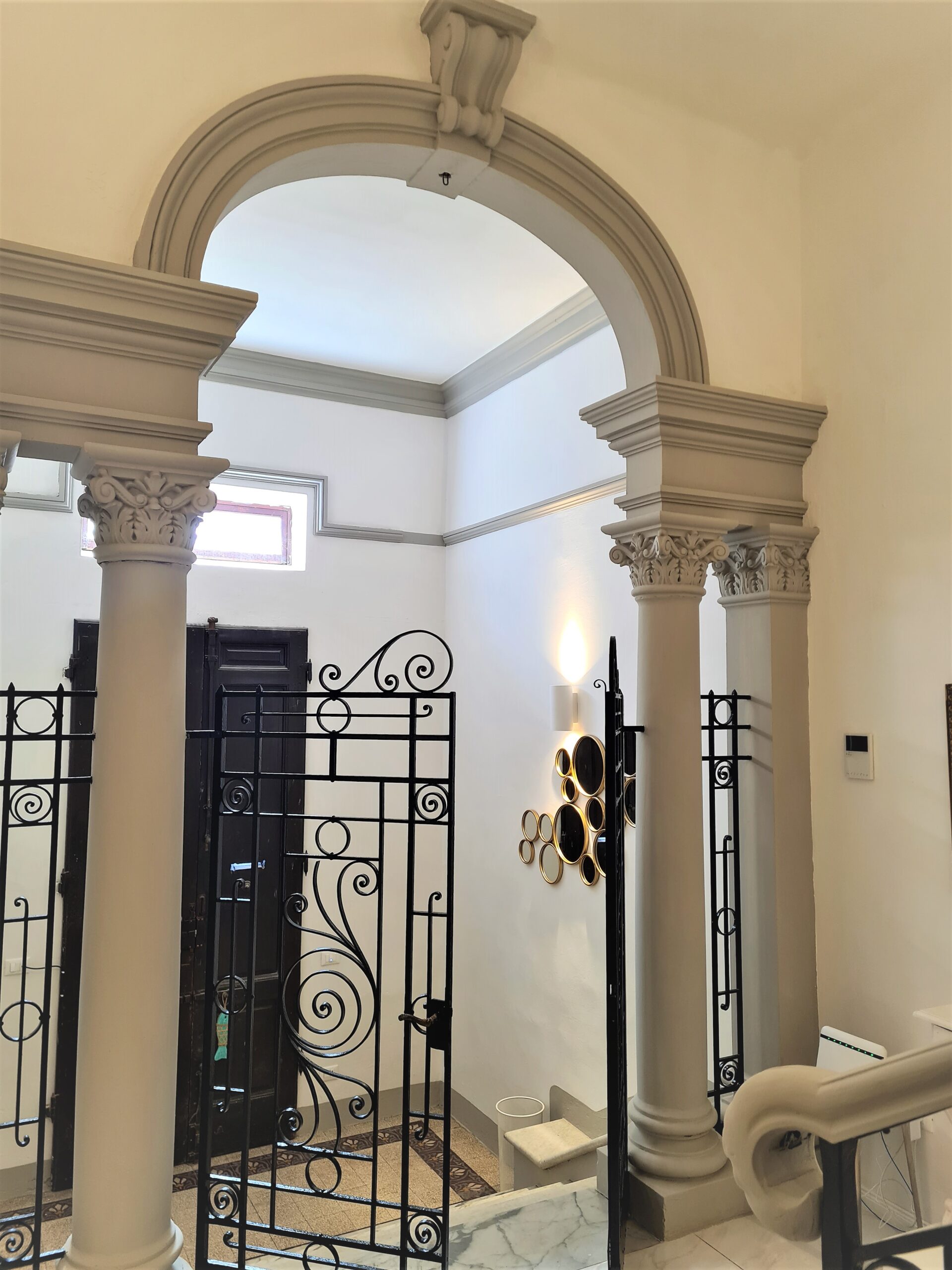 allegraviareggio_guesthouse_entrance_