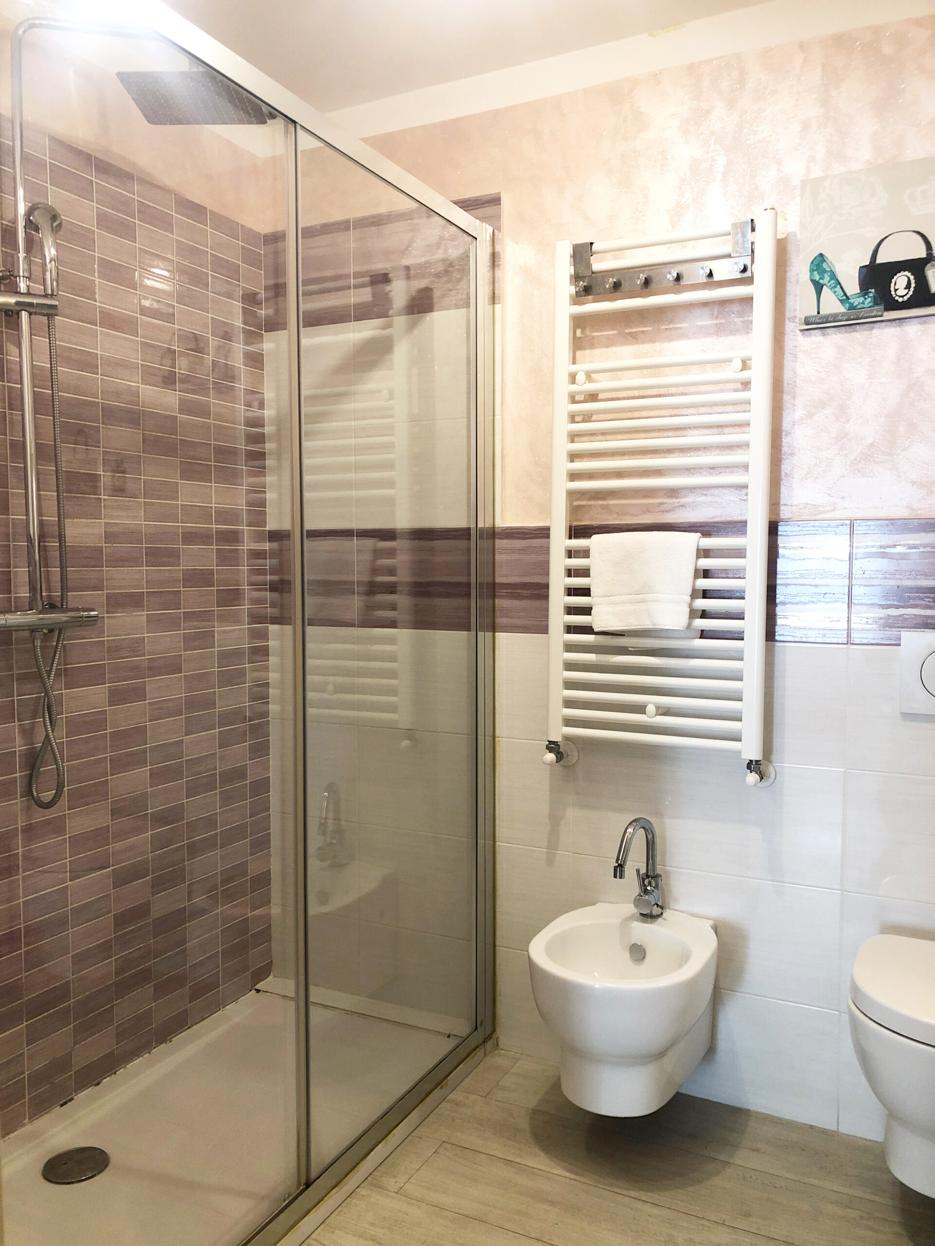 dettaglio-bagno-allegra-toscana-hotel-arezzo