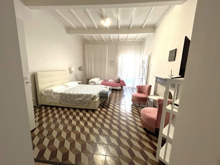 Loft con bagno privato Corso Italia 108 - obrazek 5
