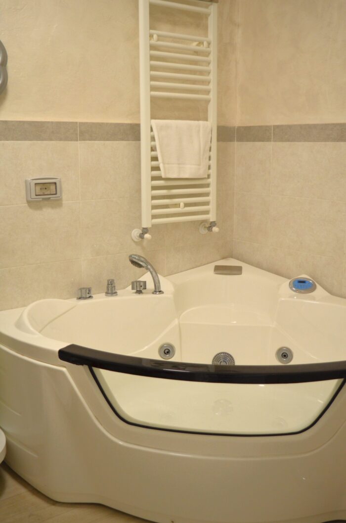 Suite Deluxe con idromassaggio Corso Italia 114 - obrazek 2