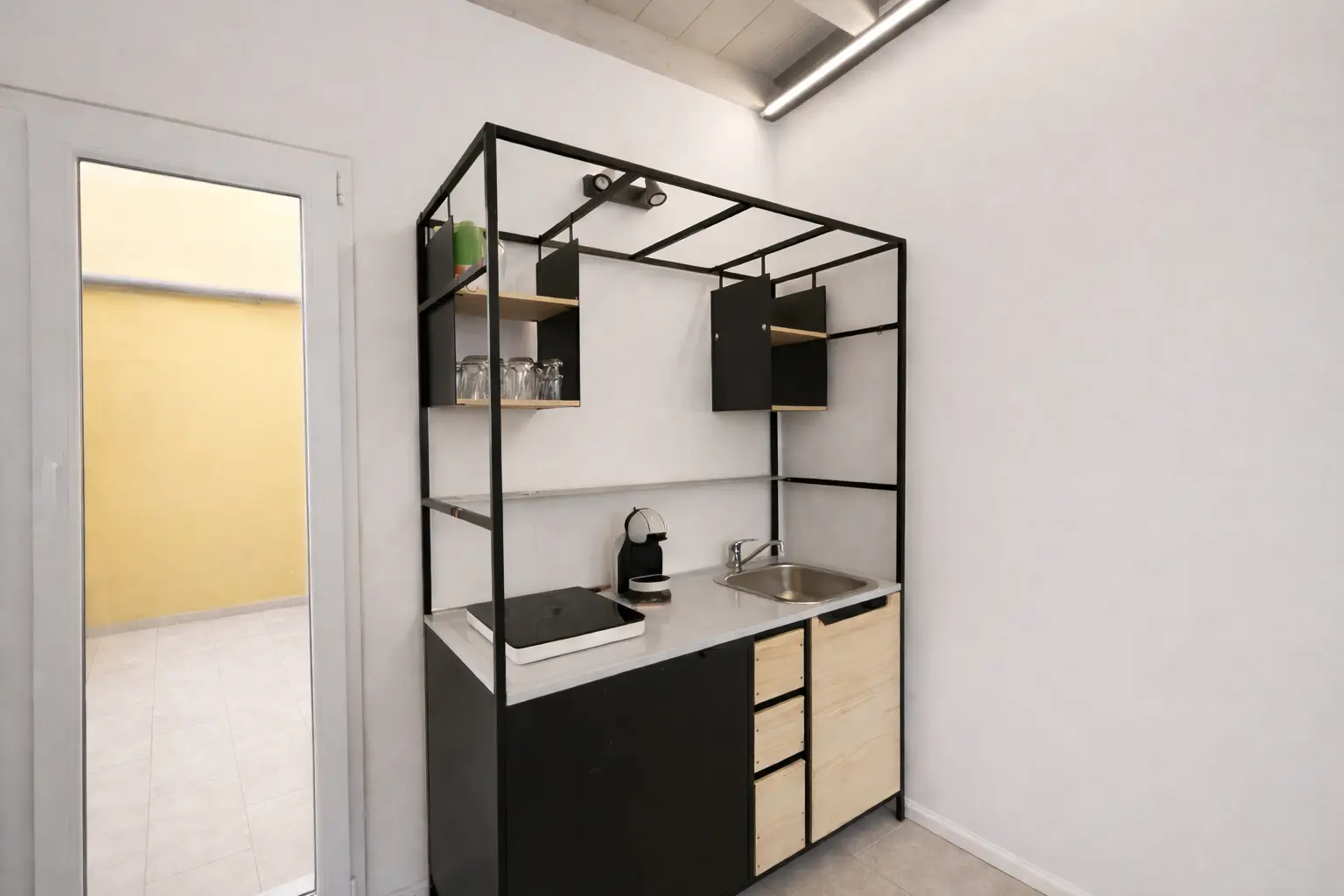 Cucina con accesso terrazza - Suite Duplex Allegra Viareggio