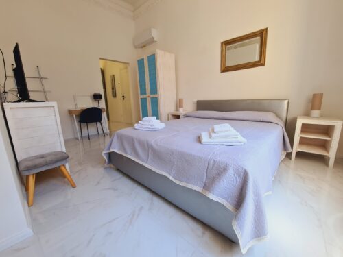Suite Bath Tub - Image 3